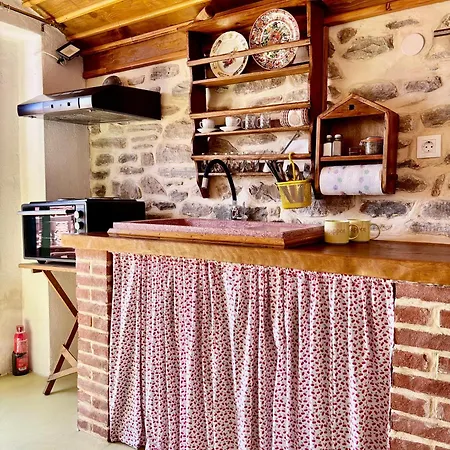 Atelies View House Ποταμιά